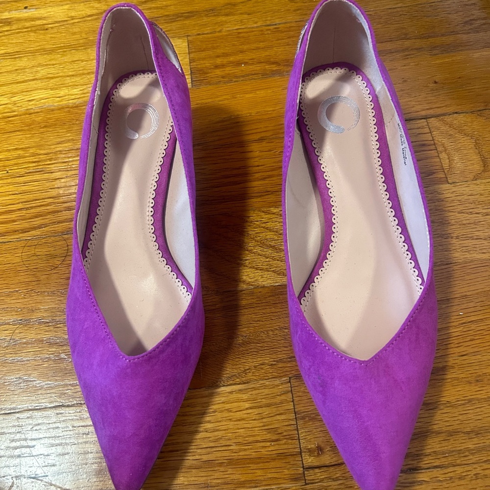 Journee Collection Goldie Women's Kitten Heels never worn fuchsia magenta